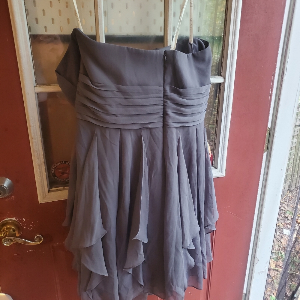 Sleeveless bridesmaid/ prom/party dress